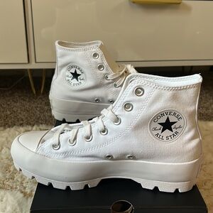 *BRAND NEW* Converse White CTAS LUGGED HI Sneaker